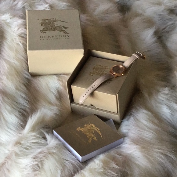 Like New Rose Gold Burberry Watch - Picture 9 of 9